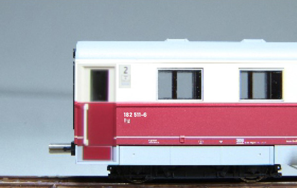 nach dem Umbau: Ergänzungswagen SVT BA "Köln" 182-511-6 Detail Seitenansicht mit Tür